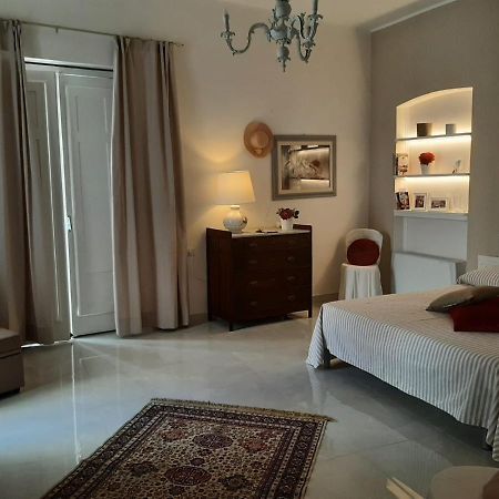 La Vie En Rose - Casa Vacanze Diamante Ngoại thất bức ảnh