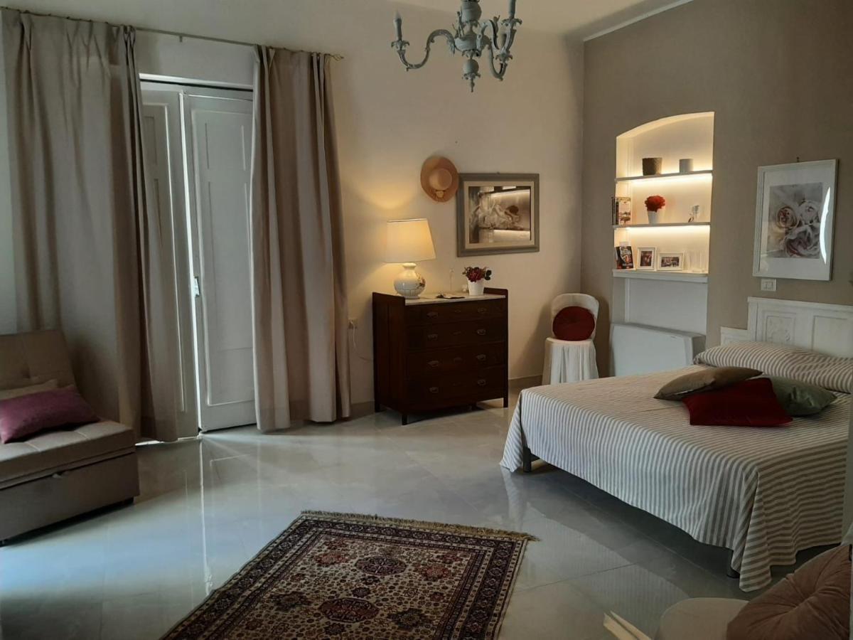 La Vie En Rose - Casa Vacanze Diamante Ngoại thất bức ảnh